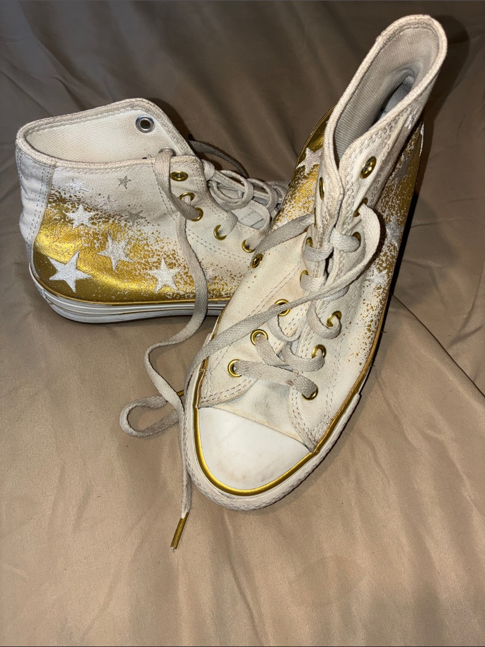 Kids High-Top Sneakers with Metallic Gold Star Accent